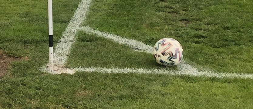 Piłka nożna. Rezerwy Świtu na szóstkę