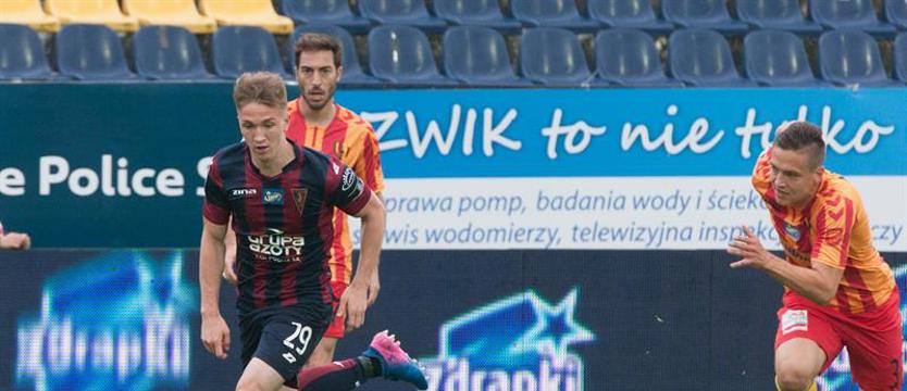 Piłka nożna. 19-latki w ofensywie