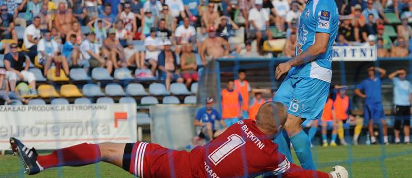 Piłka nożna. Błękitni odpadli z pucharu Polski