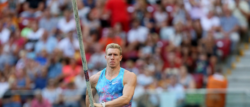 Lekkoatletyka. Lisek poza podium