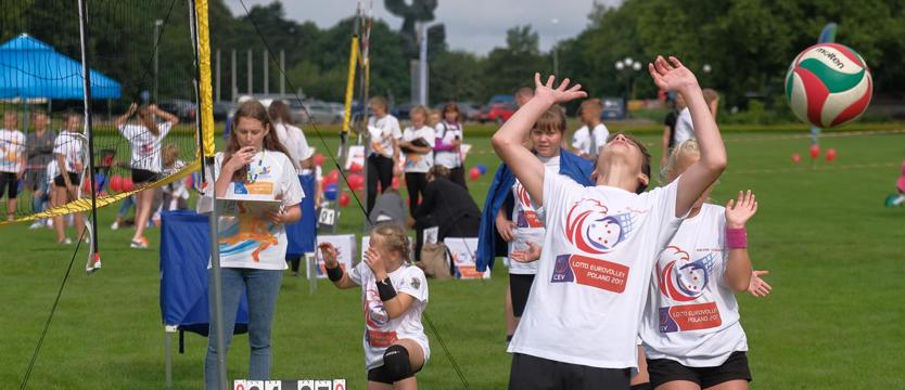Siatkówka. Emocje i zabawa na Jasnych Błoniach