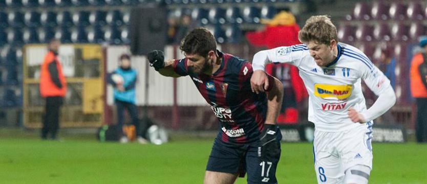 Piłka nozna. Ciftci w League One