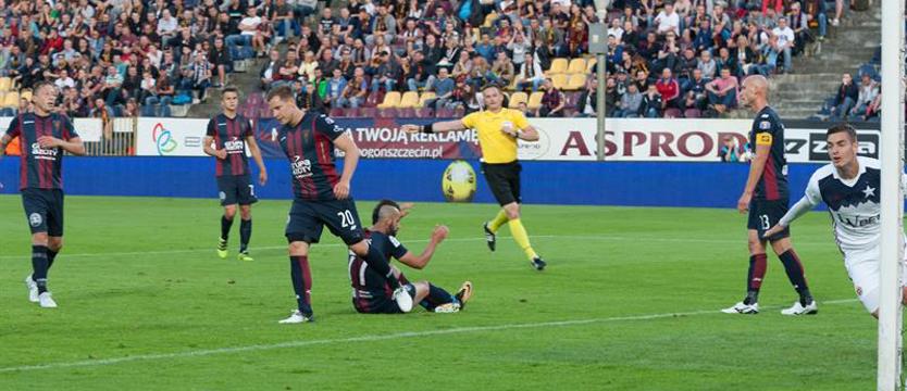 Piłka nożna. Pogoń nie rozwija się