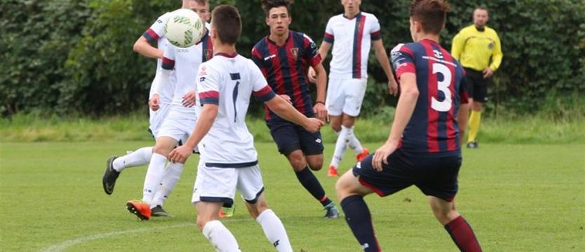 Piłka nożna. Młodsi wygrali ze starszymi