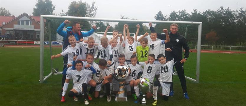 Piłka nożna. Wygrana Football Academy