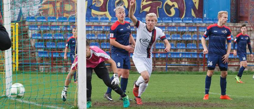 Piłka nożna. Wygrana Pogoni, remis Salosu