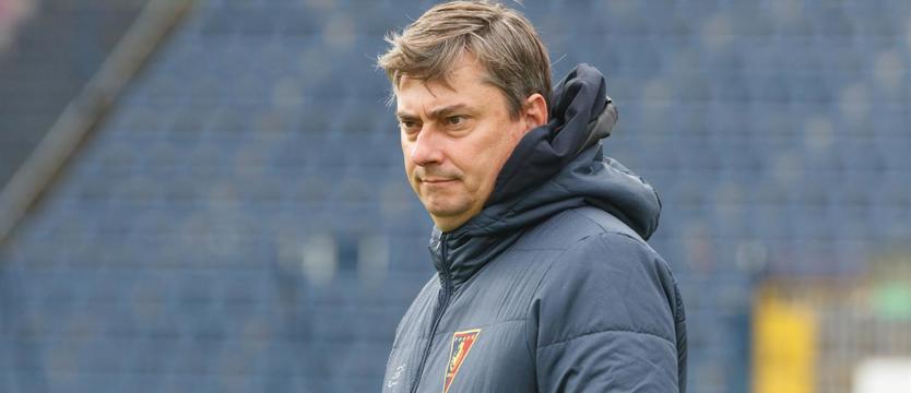 Piłka nożna. Skorża nie został zwolniony