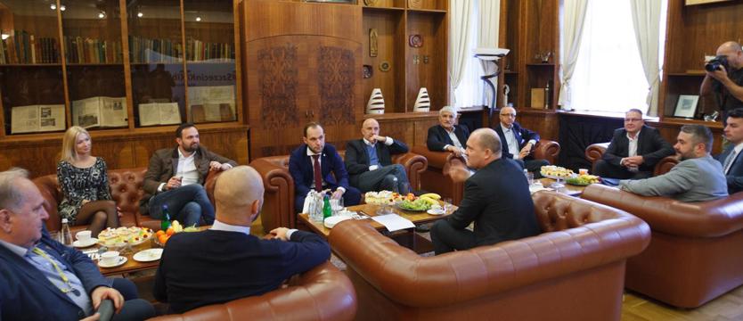 Obchody 70-lecia Pogoni. Robocze spotkanie klubów