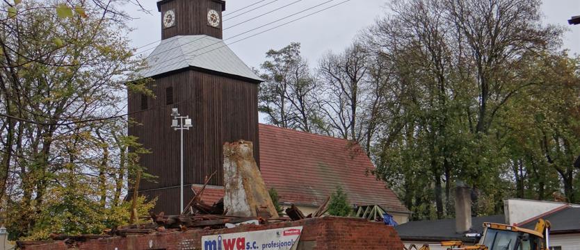 Chałupa w gruz obrócona