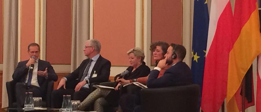 Gute Beziehungen zwischen den Städten