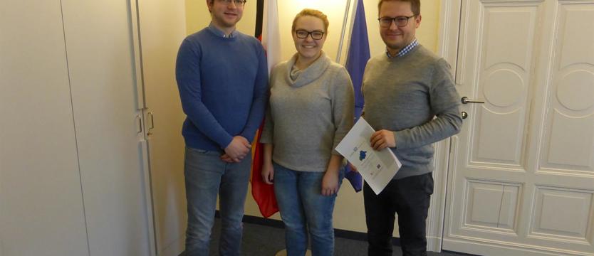 Weiße Flecken tilgen