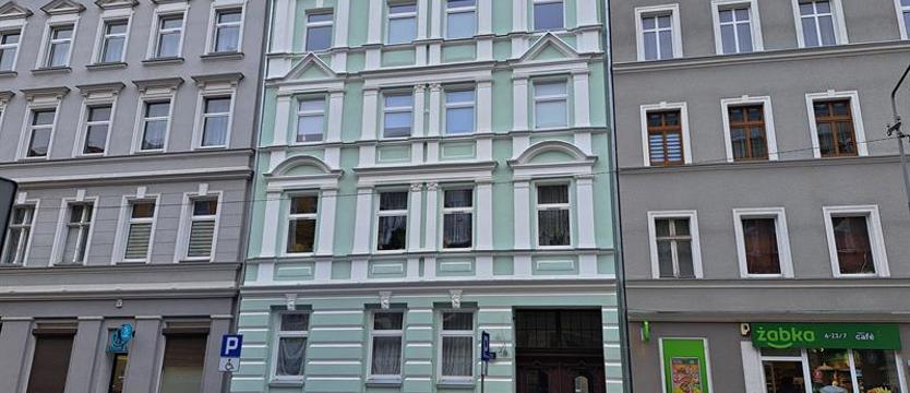 Na Śląskiej na zielono. Kamienica odzyskała blask