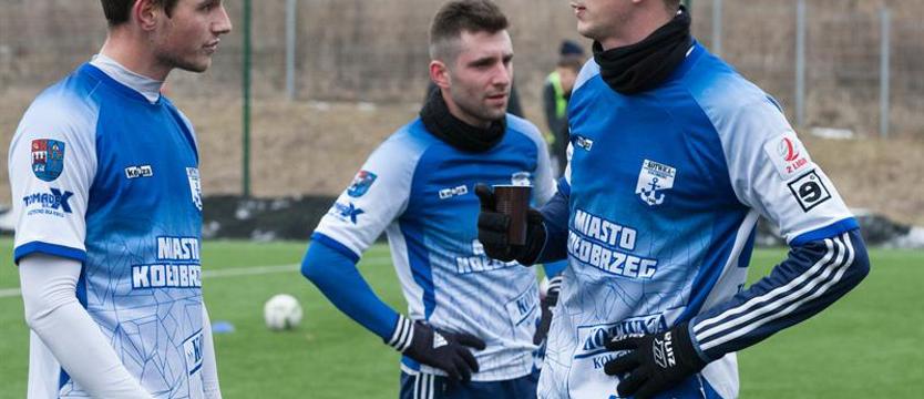 Piłka nożna. Wzmocnienia Kotwicy