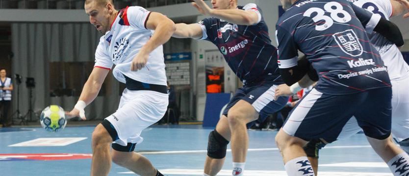 Piłka ręczna. Kompromitujący występ Sandry