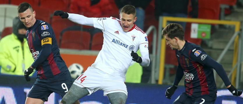 Piłka nożna. Świetny mecz i tylko remis