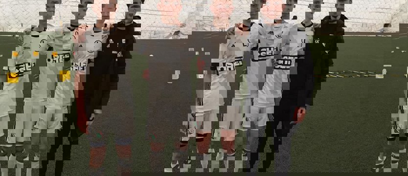 Piłka nożna. Trójka z FASE na testach w Legii