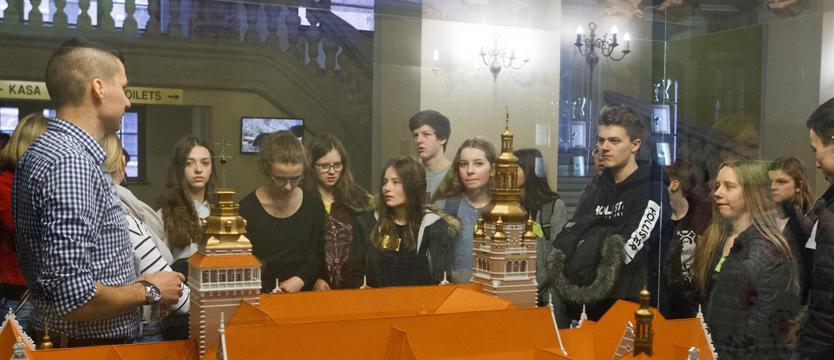 Wen kann man noch ansprechen?