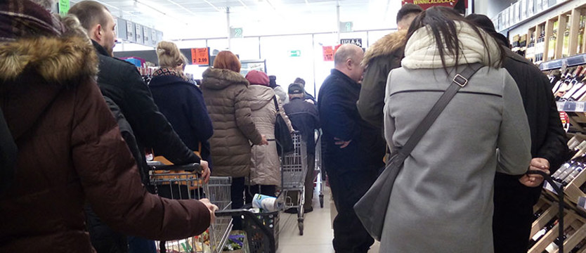 Czy masz ser na sernik? Dziś sklepy krócej