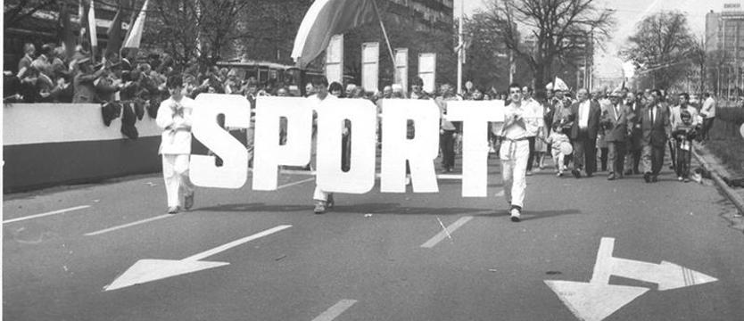 Sportowcy w pochodach 1-majowych