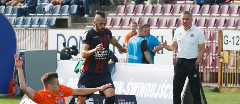 Piłka nożna. Najlepszy lewy obrońca w ekstraklasie może odejść