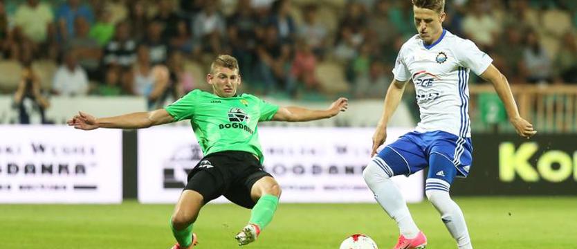 Piłka nożna. Pogoń zainteresowana skrzydłowym Stali Mielec