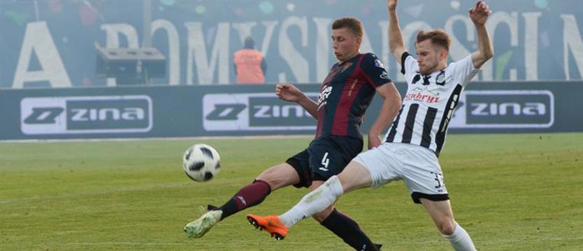 Piłka nożna. Pogoń pracuje na opinię, transfer Piotrowskiego ma pomóc