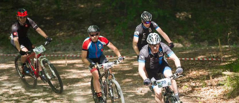 Kolarstwo. Upał w Puszczy Bukowej