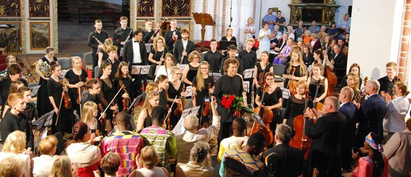 Wyjątkowy koncert. Wirtuoz i młode talenty