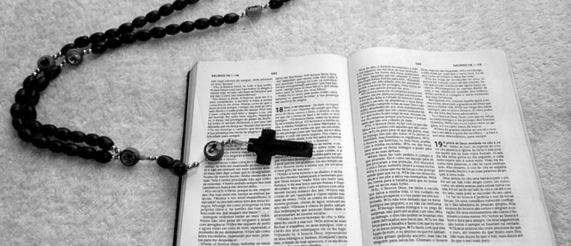 Kto korzysta z egzorcyzmów?