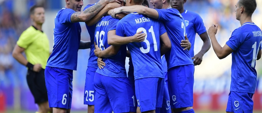 Piłka nożna. Dwie asysty Piotrowskiego