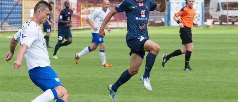 Piłka nożna. Stasiak wrócił do Floty