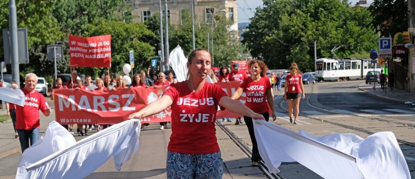 Marsz, Jezus, miasto