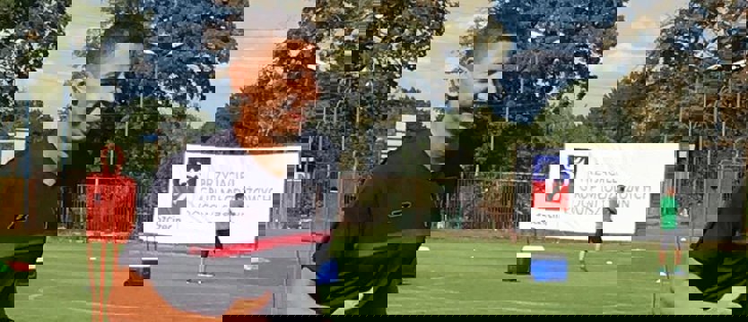 Piłka nożna. Powroty Benyaminy i Buksy, kontuzja Delewa