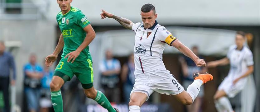 Piłka nożna. Bezbramkowa mizeria