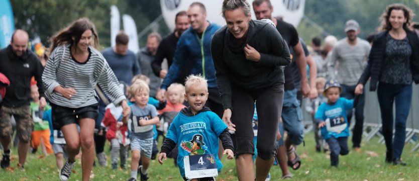 Pobiegli młodzi piraci