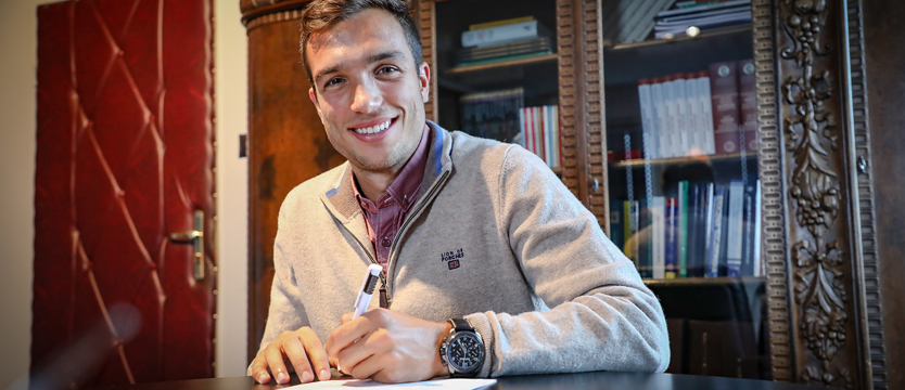 Piłka nożna. Piłkarz z górnej półki