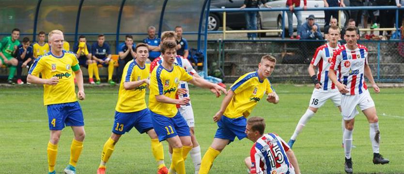 Piłka nożna. Bambini na Bandurskiego