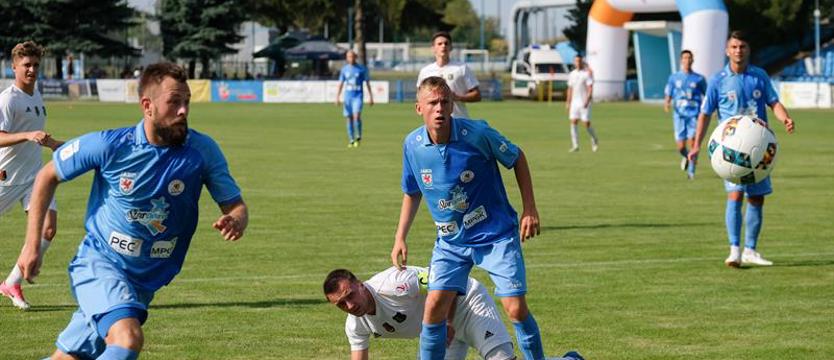 Piłka nożna. Kolejna porażka Błękitnych