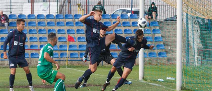 Piłka nożna. W Katowicach nie zagra Stec, w Lubinie Kozulj