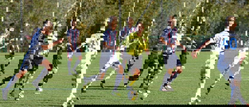 Piłka nożna. Remis FASE z Pogonią