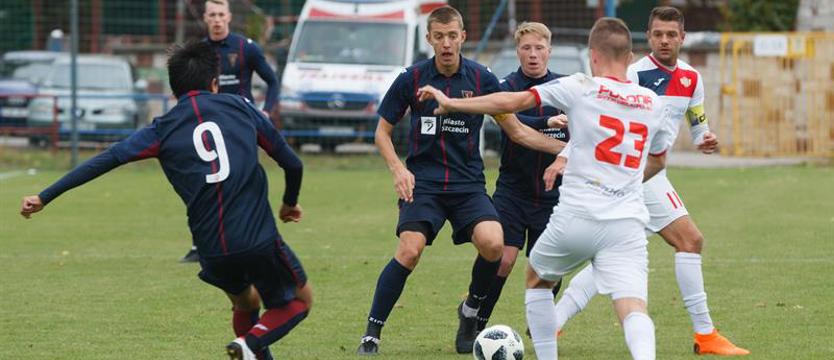 Piłka nożna. Jeden punkt w dziesięciu meczach