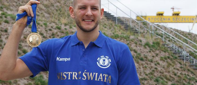 Siatkówka. Stocznia wygrywa memoriał Gołasia