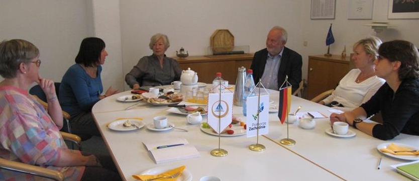 Dobre praktyki, ciekawa praca