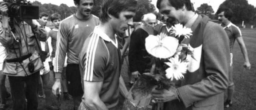 Piłka nożna. Debiut Gmocha, powołania dla trzech portowców