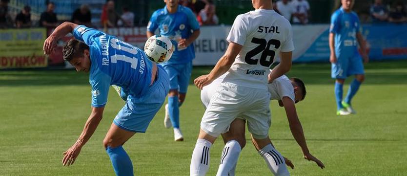 Piłka nożna. Błękitni przegrali w Częstochowie