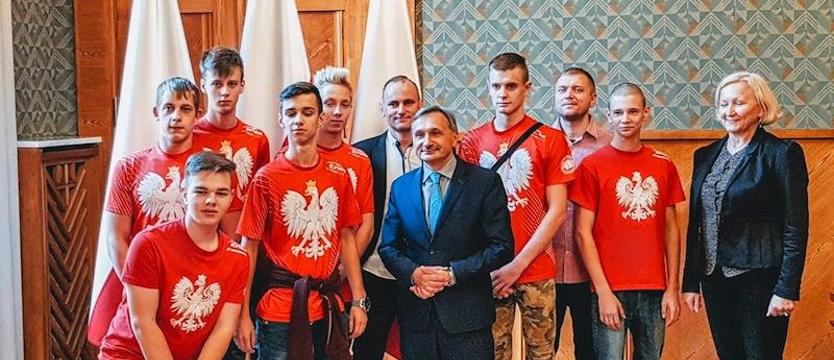 Trzebież wzięła wszystko