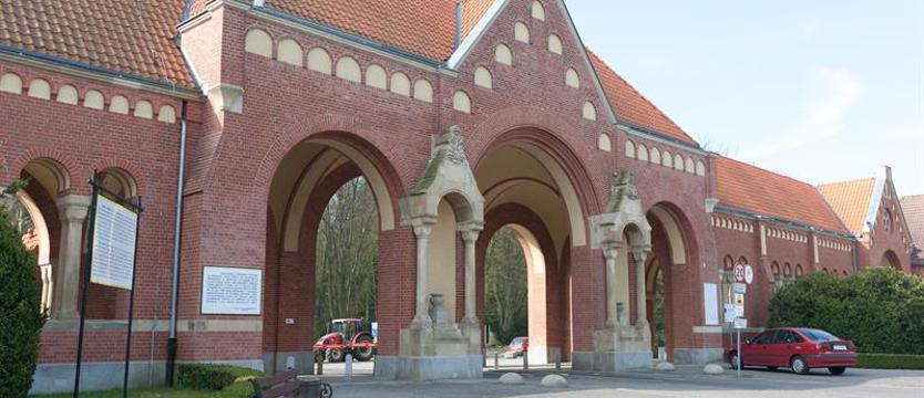 Nie tylko miejsce pochówku