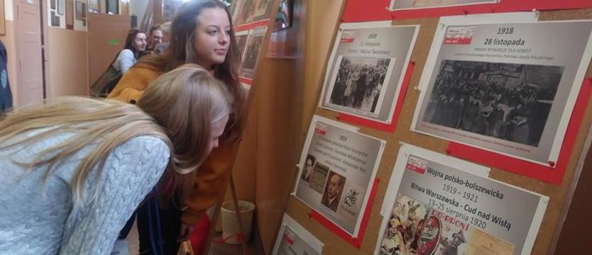 Szczecińskie szkoły  dla Niepodległej