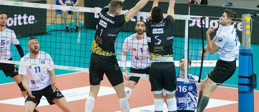 Siatkówka. Karnety Stoczni do zwrotu
