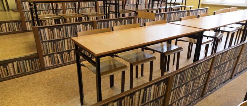 W 52 placówkach brakuje nauczycieli